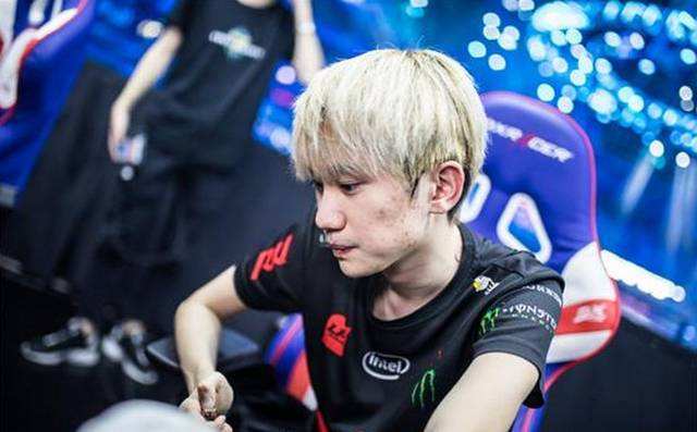 护甲如何贴 护甲如何贴